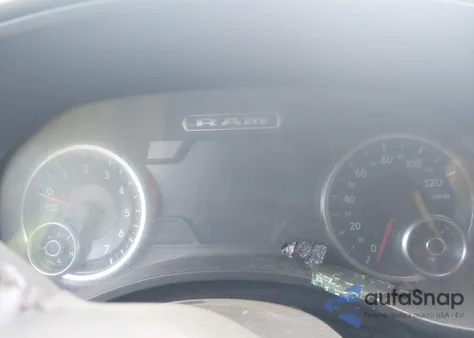 2020 Ram 1500 Big Horn 4X4 5'7 Box z USA, uszkodzony, nr VIN 1C6SRFFTXLN183392